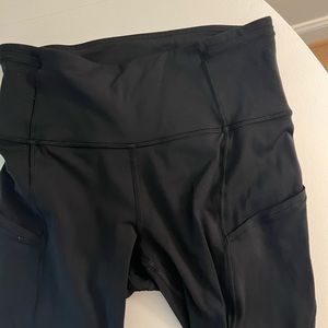 Lulu lemon leggings with pockets size 4